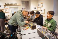 Synthesizer – Workshop der 5B im Salon Krenek